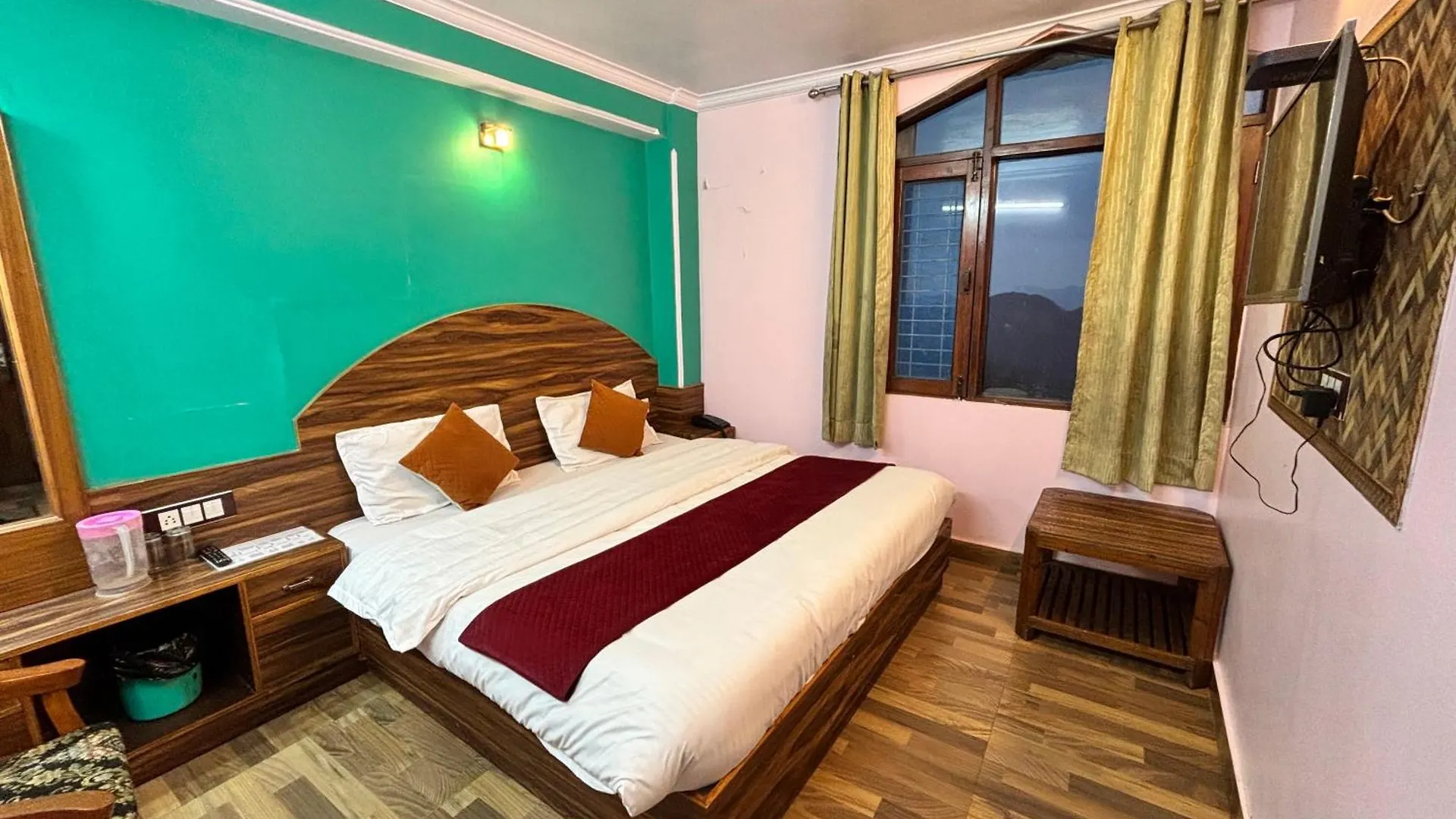 Hotel Tirupati Inn Hill View Shimla