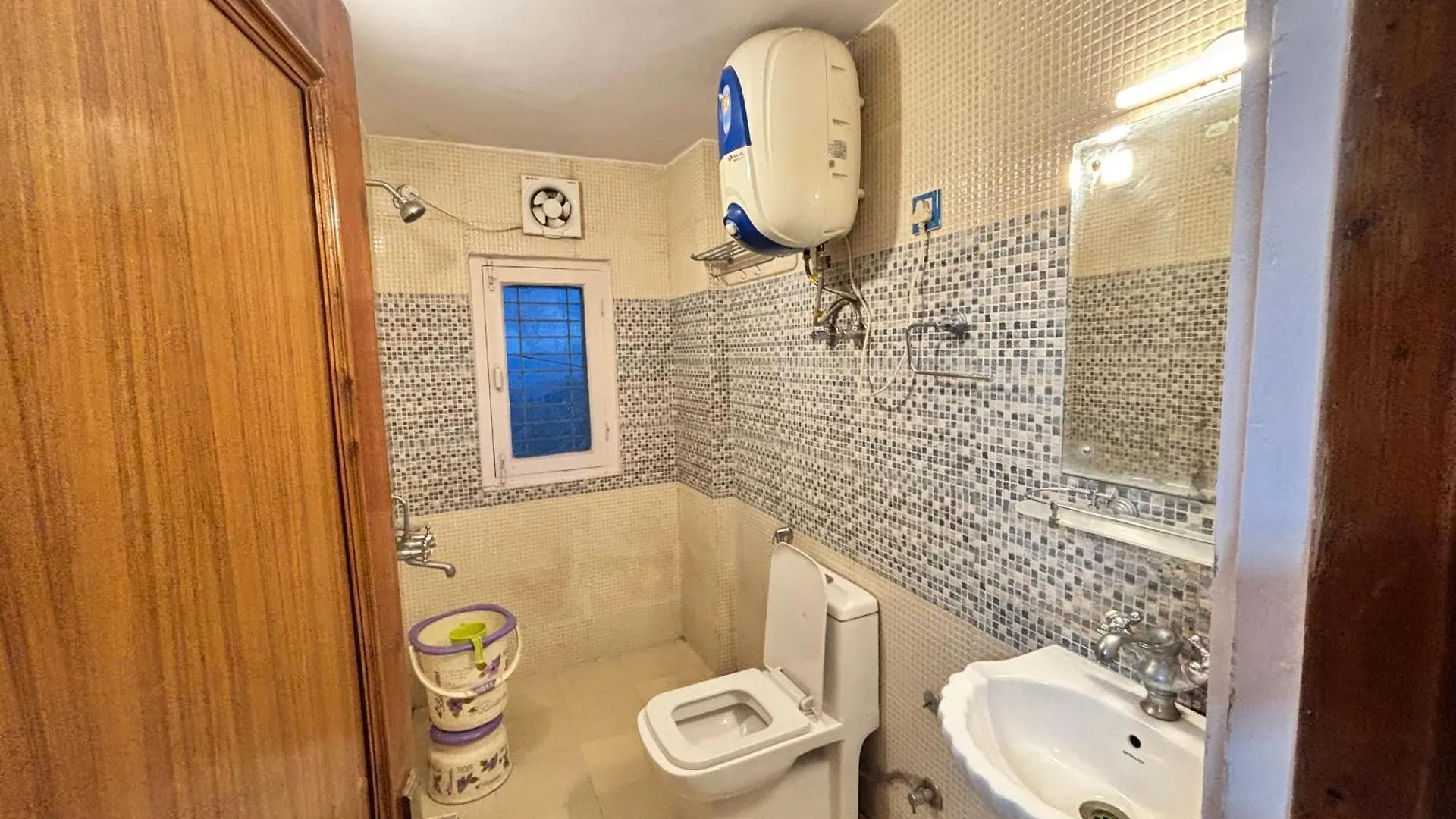 Hotel Tirupati Inn Hill View Shimla